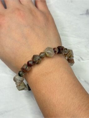 Garden Quartz Crystal Beaded Bracelet